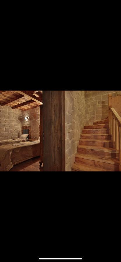 Elevres Stone House Hotel أوروغوبْ المظهر الخارجي الصورة