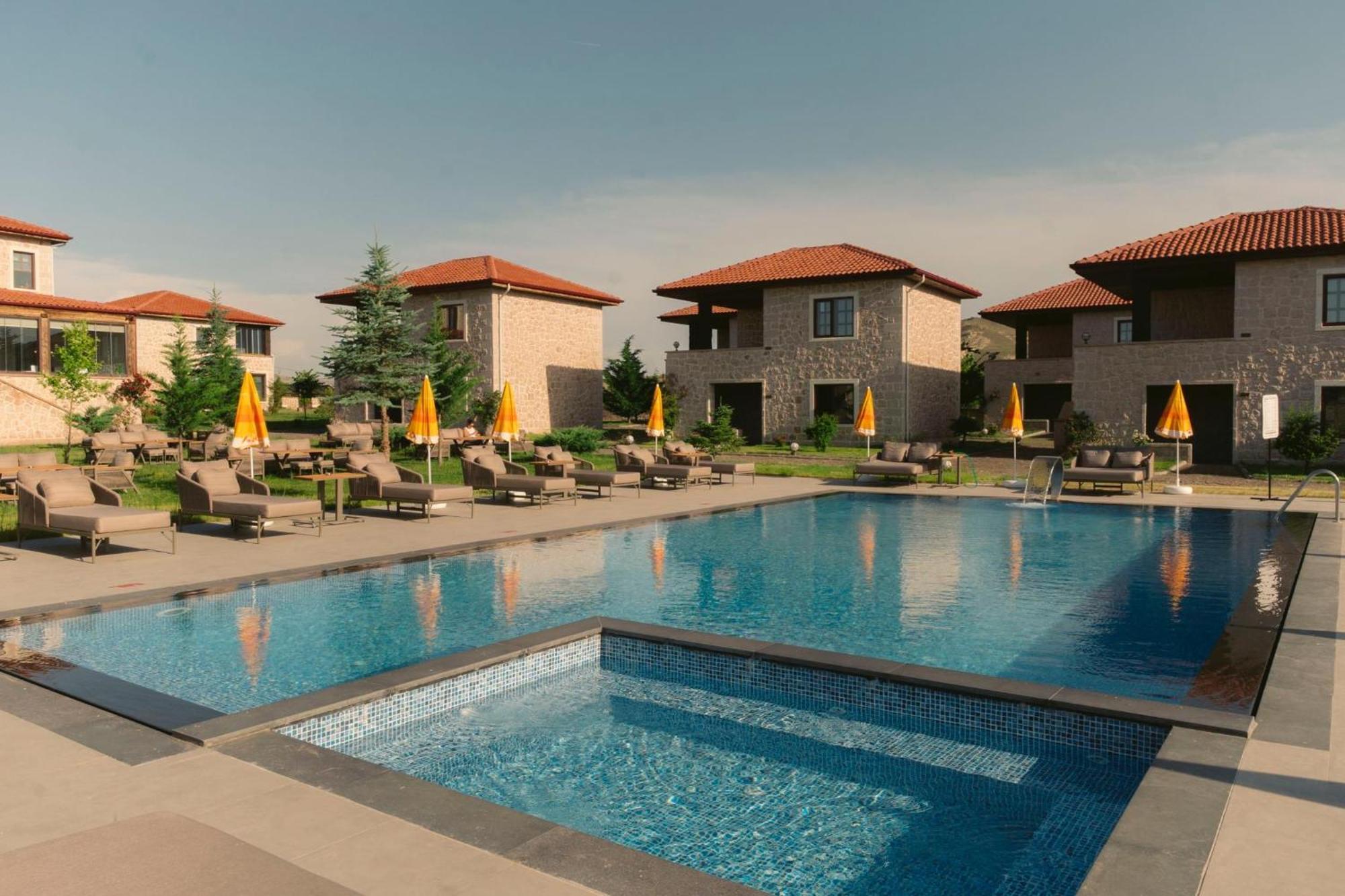Elevres Stone House Hotel أوروغوبْ المظهر الخارجي الصورة