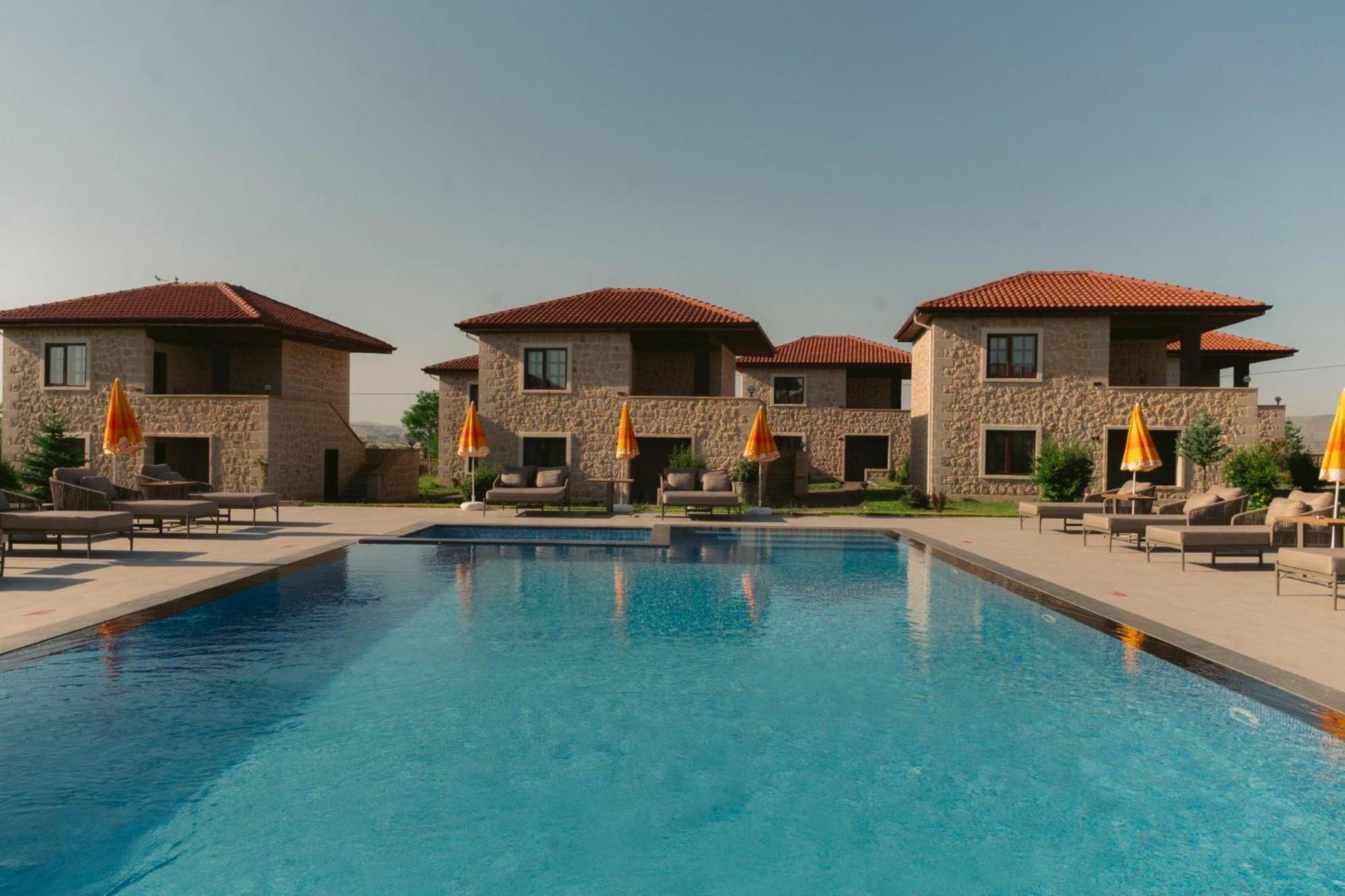 Elevres Stone House Hotel أوروغوبْ المظهر الخارجي الصورة