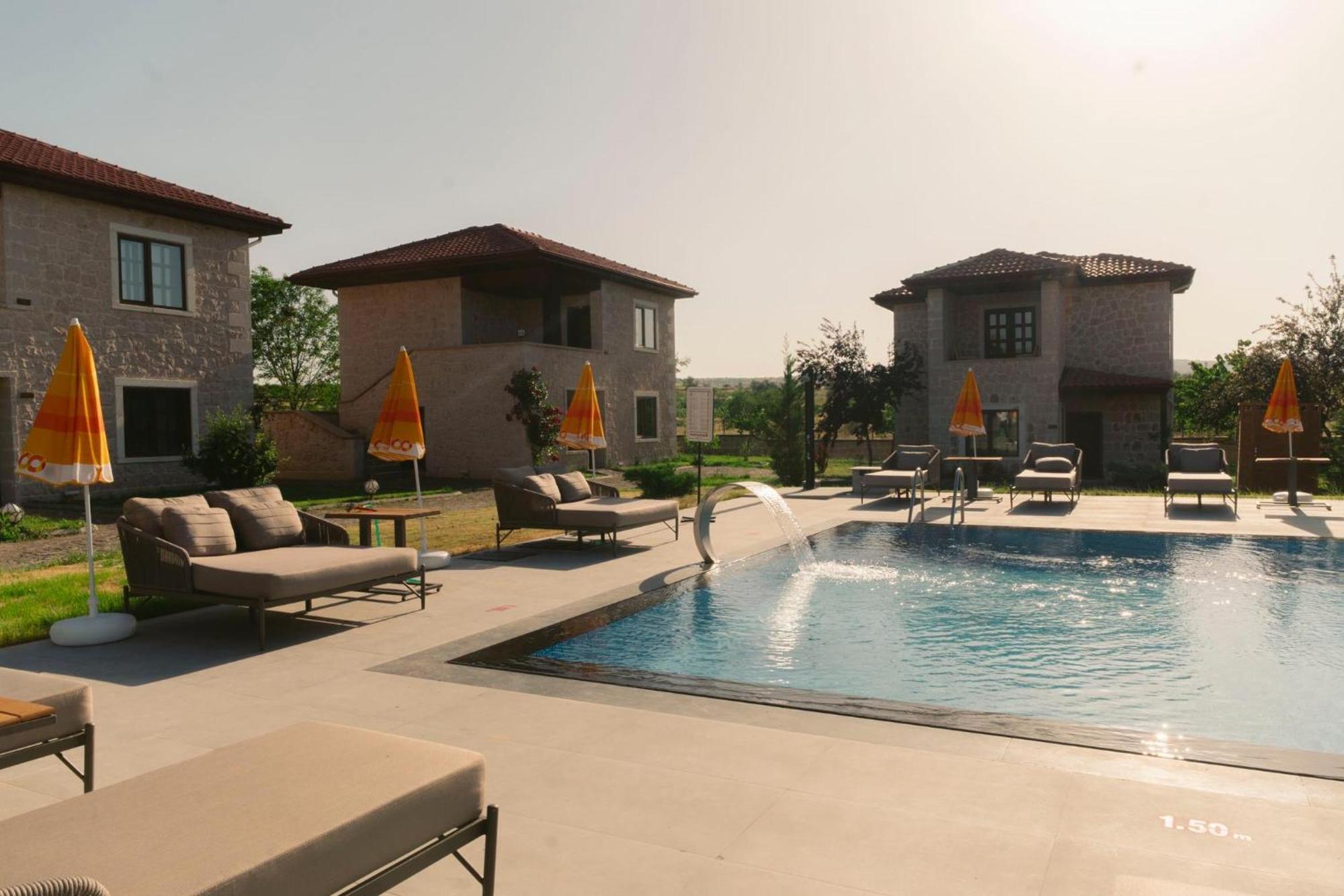Elevres Stone House Hotel أوروغوبْ المظهر الخارجي الصورة